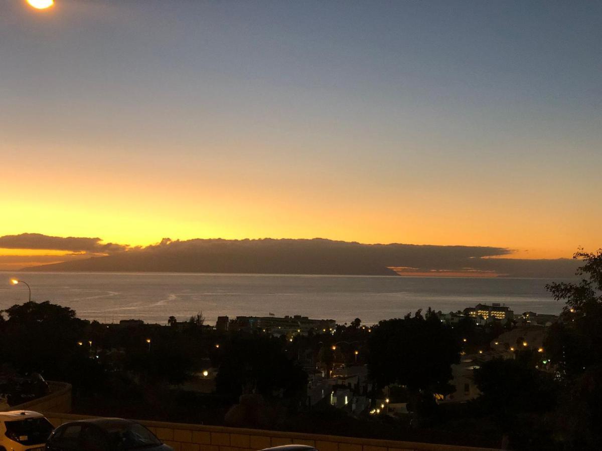 Ocean View Apartment With Large Terrace And Netflix Smart Tv Costa Adeje ภายนอก รูปภาพ