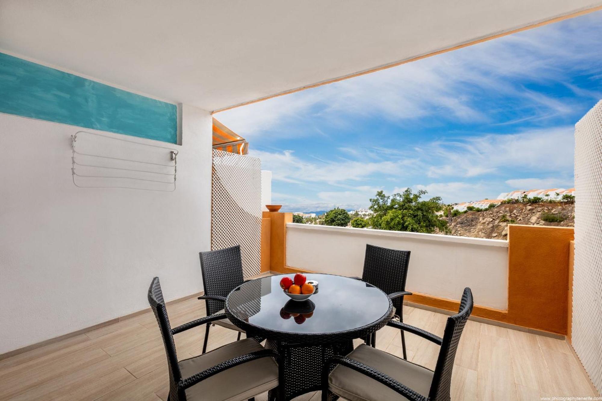 Ocean View Apartment With Large Terrace And Netflix Smart Tv Costa Adeje ภายนอก รูปภาพ